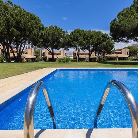 Casa De Ferias Com Piscina - Condominio Vilamouratenis Exteriör bild
